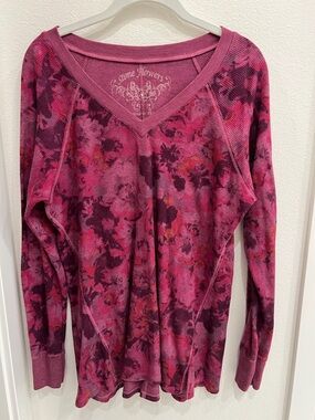Stone Flowers Pink Tie-Dye Floral Thermal V-Neck Top size large